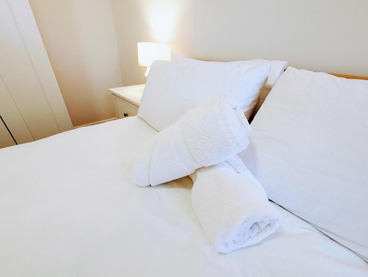 Blossom Holiday Lets - 94 Roseberry Cottages ギーズバラ エクステリア 写真