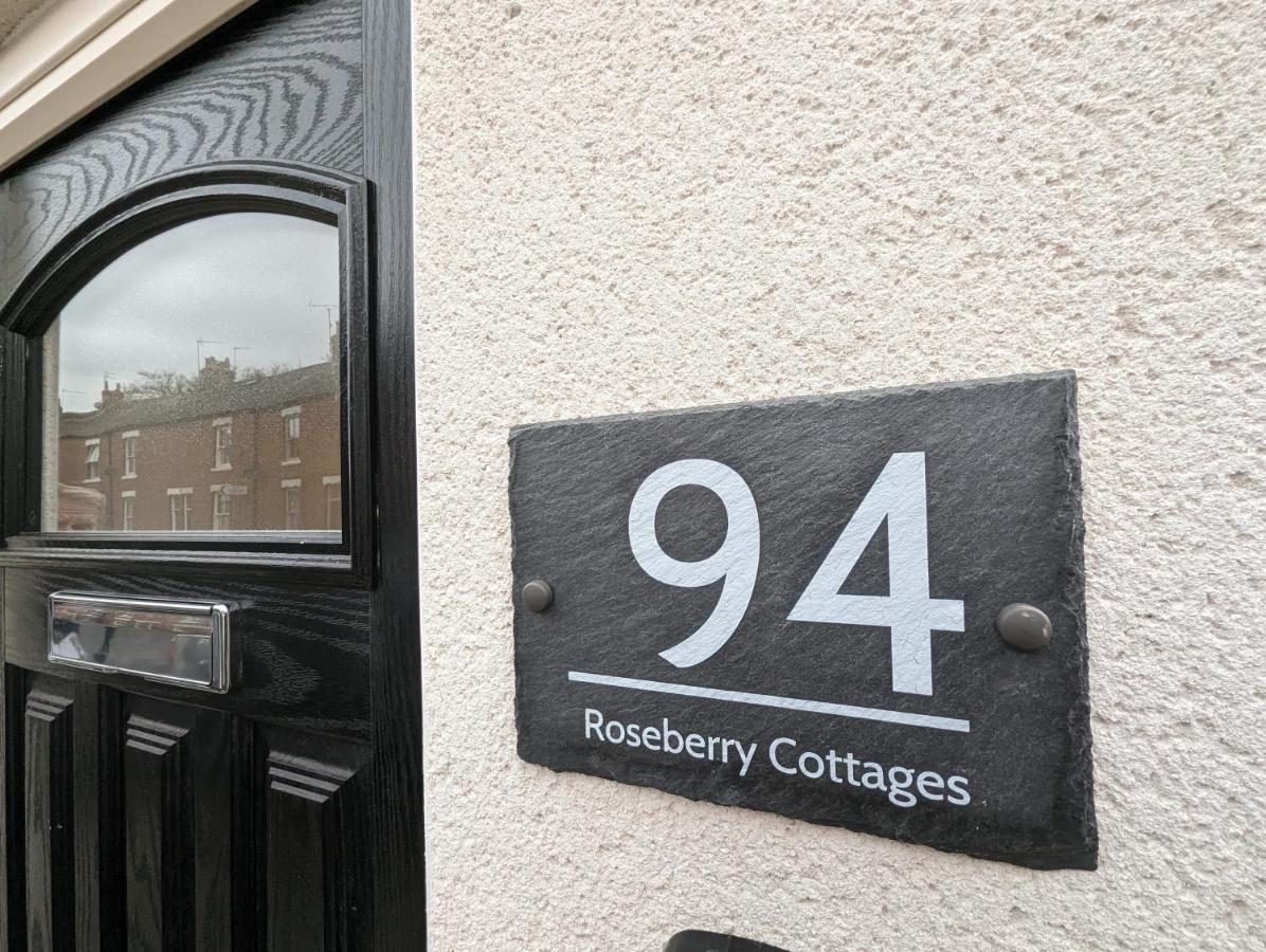 Blossom Holiday Lets - 94 Roseberry Cottages ギーズバラ エクステリア 写真